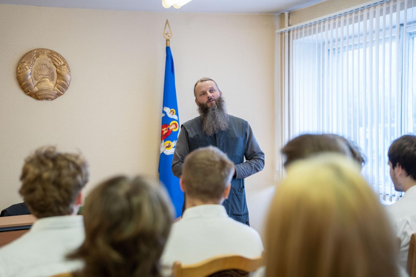 Ряд духовно-просветительских встреч проходит в общежитиях БНТУ